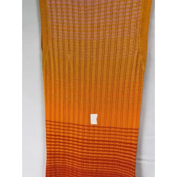 Maje Orange Tie-Dye Knit Maxi Dress Size 36 with Holes and Fabric Pull - threedaughtersproperties.com Maje Orange Tie-Dye Knit Maxi Dress Size 36 with Holes and Fabric Pull - threedaughtersproperties.com